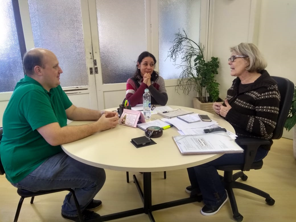 Governo recebe pedido por substituição de rede elétrica em escola de Igrejinha