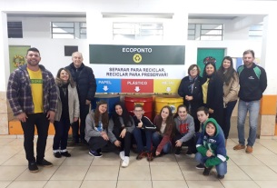Escola Júlio Maurer ganha Ecoponto para a destinação correta de resíduos sólidos