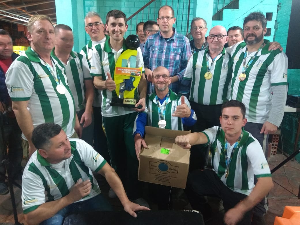 Suci é campeão do Municipal de Bocha de Igrejinha