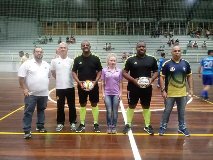 Três Coroas dá início ao Municipal de Futsal