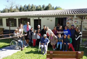 Estudantes de Taquara promovem projeto de pesquisa em Lar de Idosos