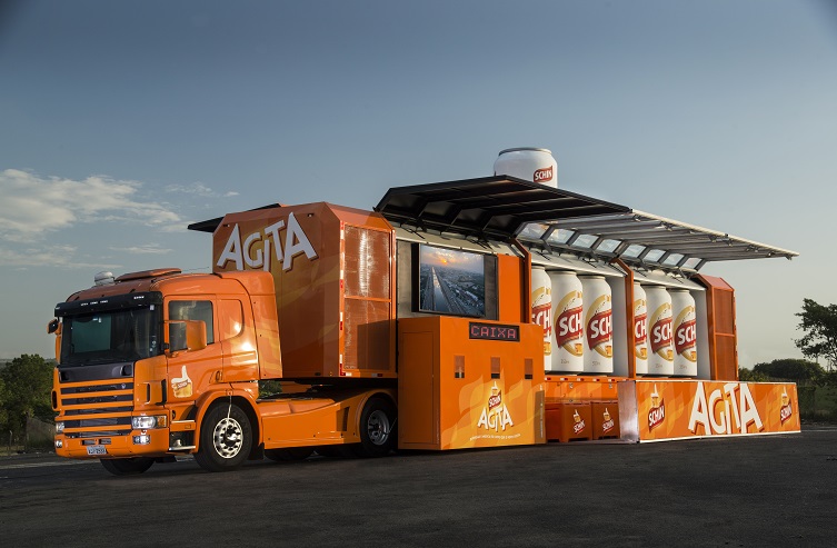 Agita Schin é a novidade da programação do sábado na Oktoberfest