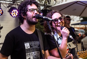 Sarau com Café reúne música e artes visuais na edição desta quinta-feira