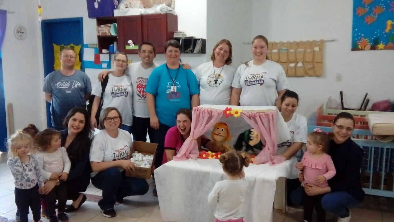 Prevenção ao piolho é tema de palestras em escolas de Rolante