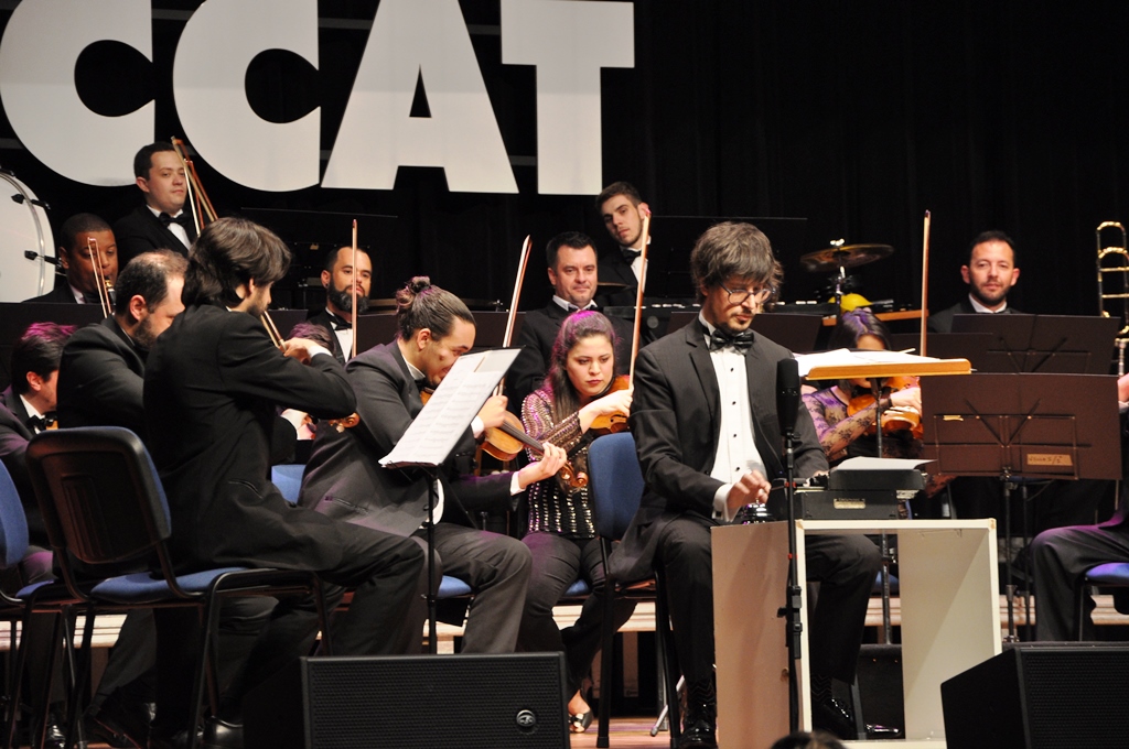 Osinca levanta plateia em concerto na Faccat