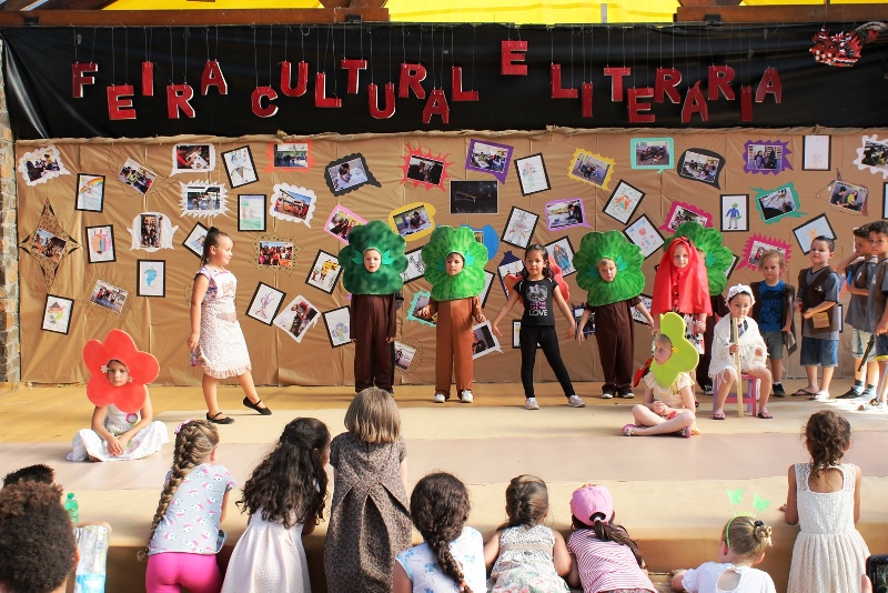 Feira Cultural e Literária de Três Coroas segue até quarta-feira