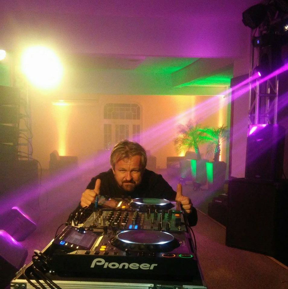 DJ Fuzil será atração do segundo sábado no Agita Schin