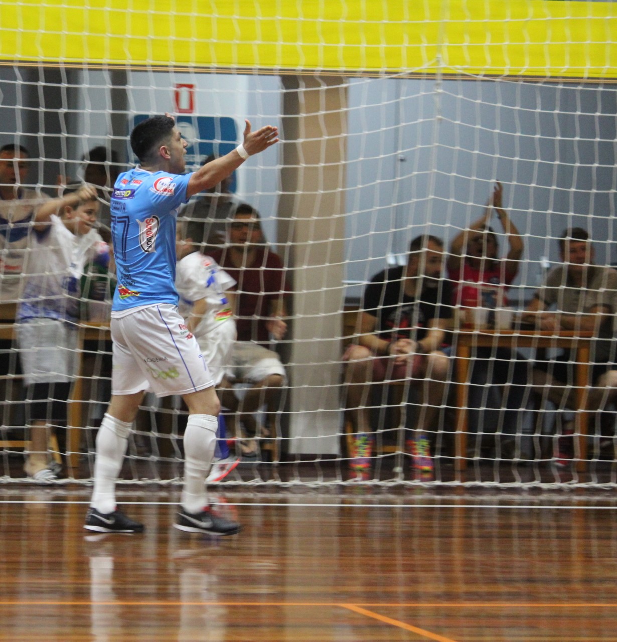 Em noite histórica para o futsal de Parobé, APF e ACBF empatam