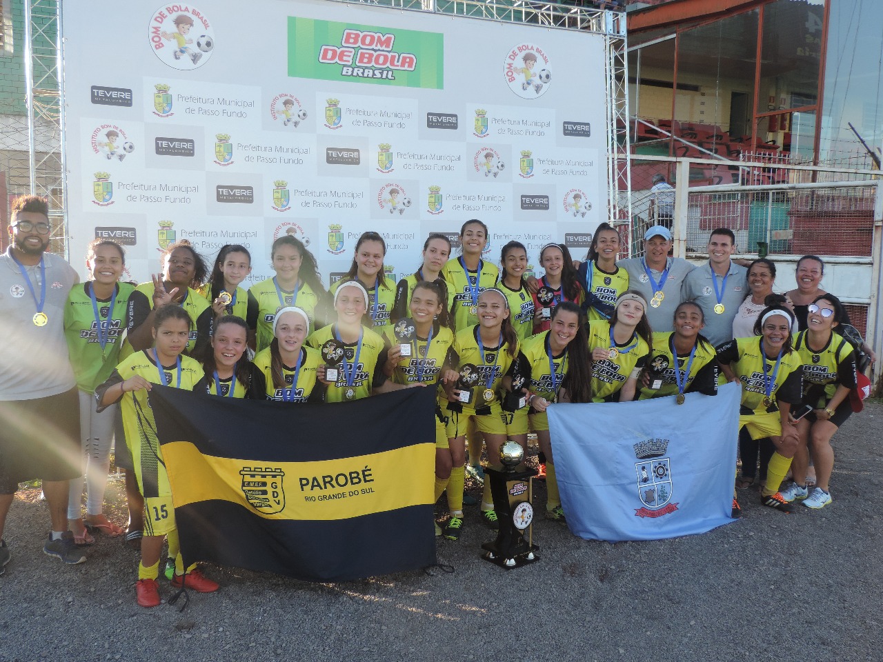 Escola de Parobé é hexacampeã de futebol feminino no Bom de Bola