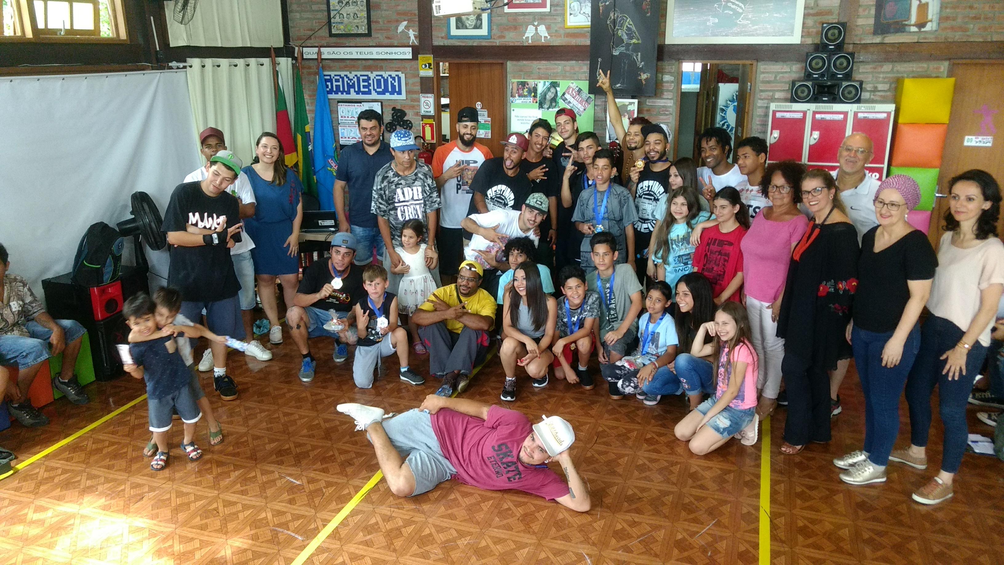 Batalha Break Dance da ONG Vida Breve reúne 18 competidores