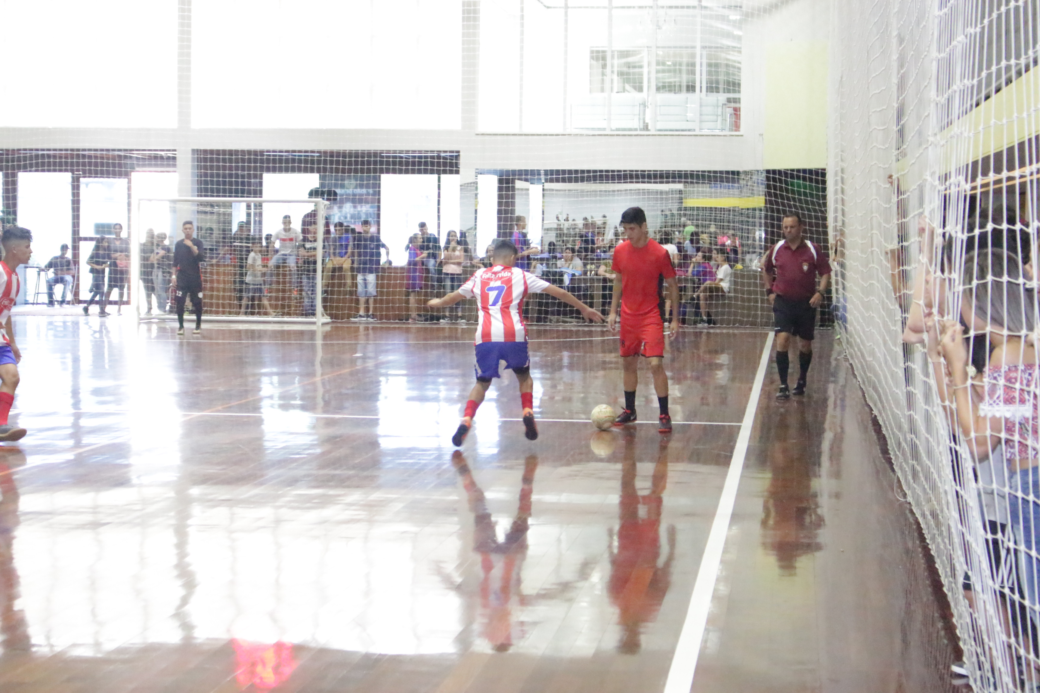 Conhecidos os campeões dos Jogos Escolares Futsal de Parobé