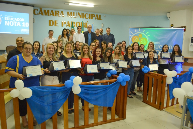 Câmara presta homenagem aos educadores de Parobé