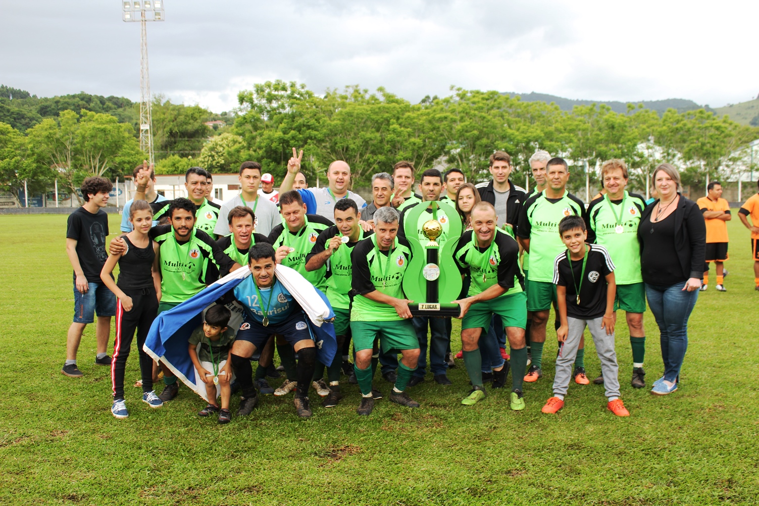 Escola 12 de Maio vence o Torneio de Pais e Professores em Três Coroas