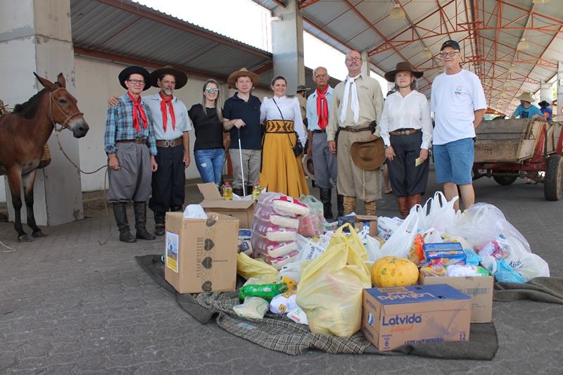 Via de mão dupla: taquarenses se mobilizam contribuindo com a Cavalgada do Bem