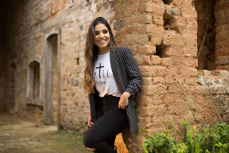 Cantora gospel Gabriela Rocha fará show em Parobé