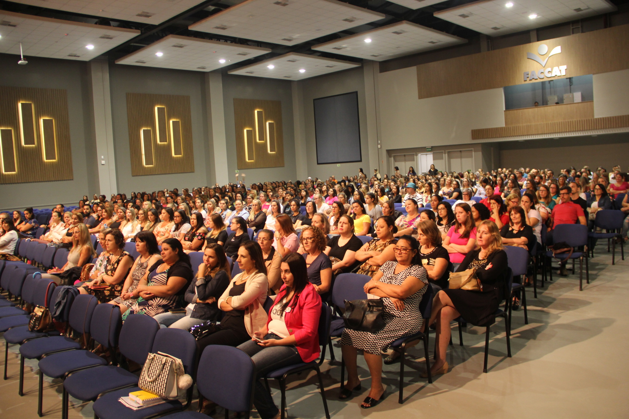 Conferência marca abertura do ano letivo na rede municipal de ensino de Taquara