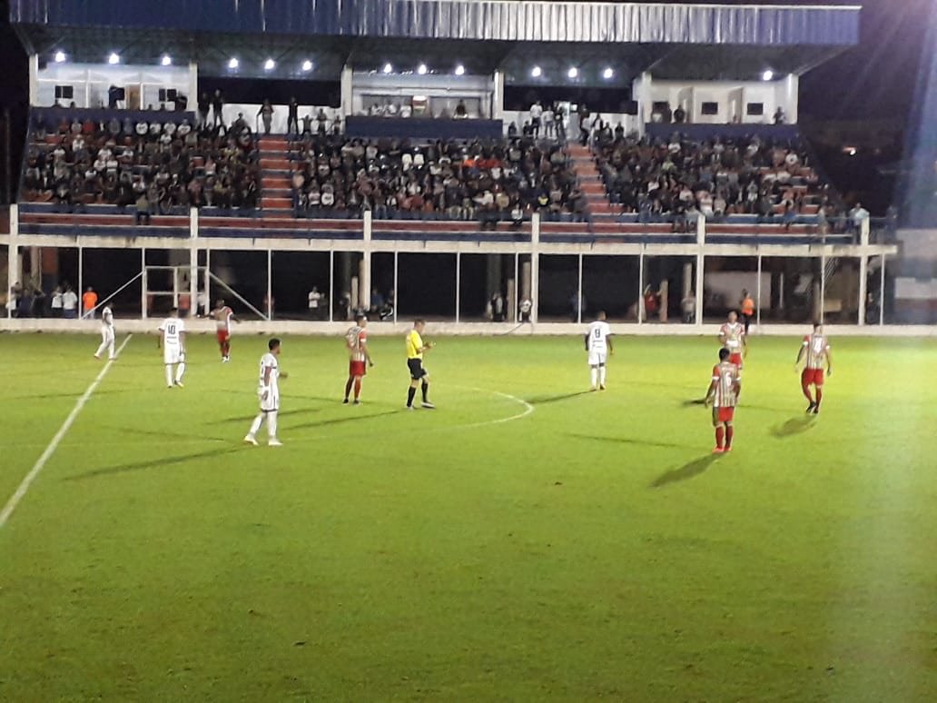 Igrejinha bate o Passo Fundo e divide liderança da Divisão de Acesso