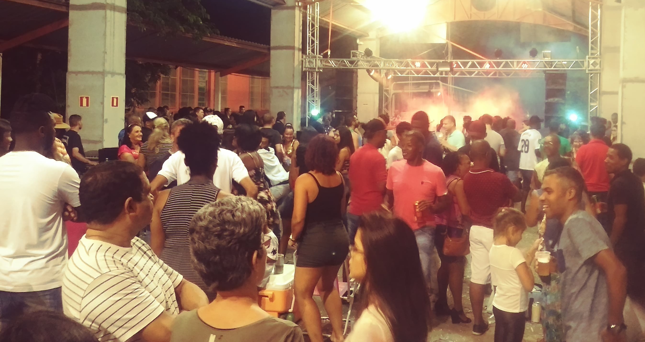 Carnaval Legal de Taquara leva bom público à Rua Coberta