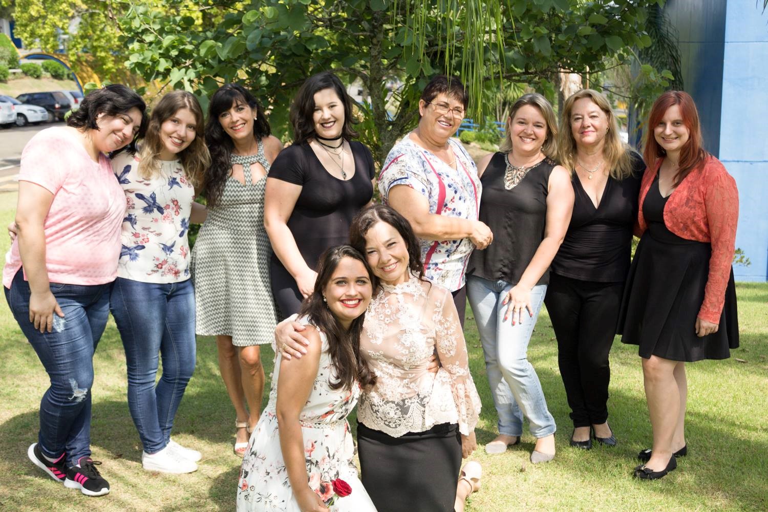 Escritoras lançam o livro "Vozes Femininas do Paranhana"