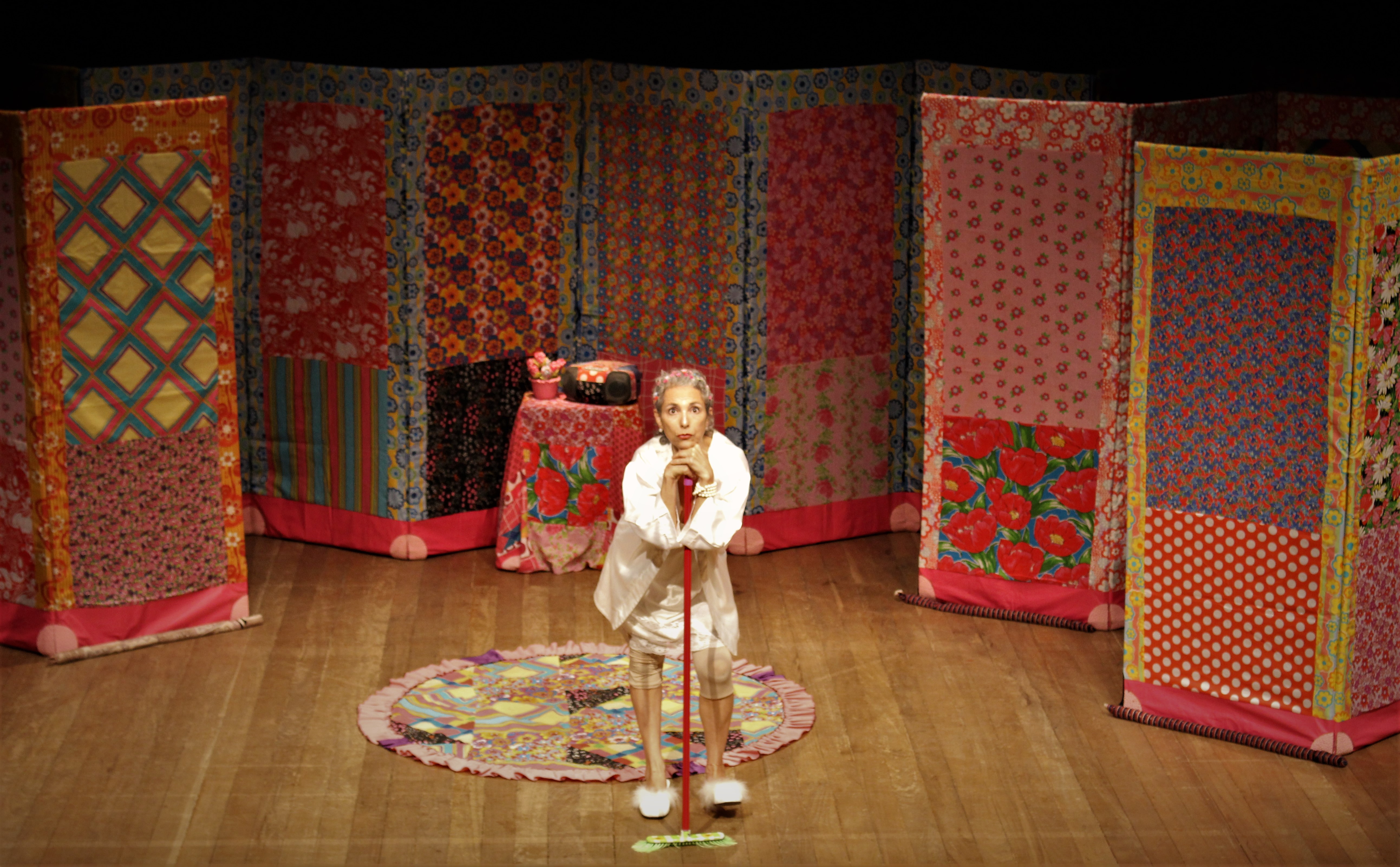 Dia da Mulher Unimed: peça de teatro Pois é, Vizinha é a atração deste ano