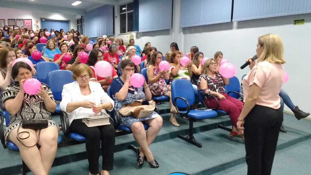 “O verdadeiro poder da mulher transforma o mundo”