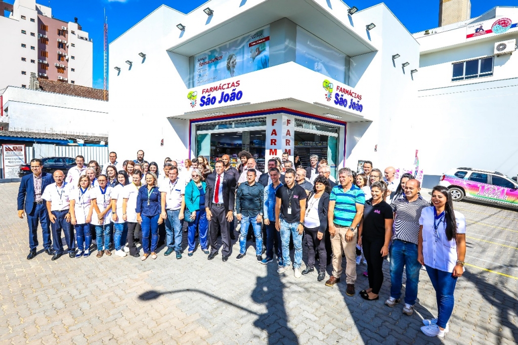 Farmácias São João inaugura sua quinta loja em Taquara