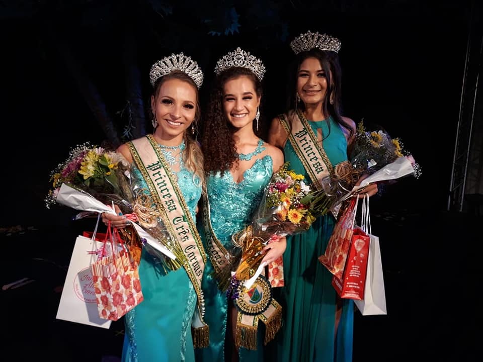 Eleitas as soberanas da Três Coroas em Festa de 2019