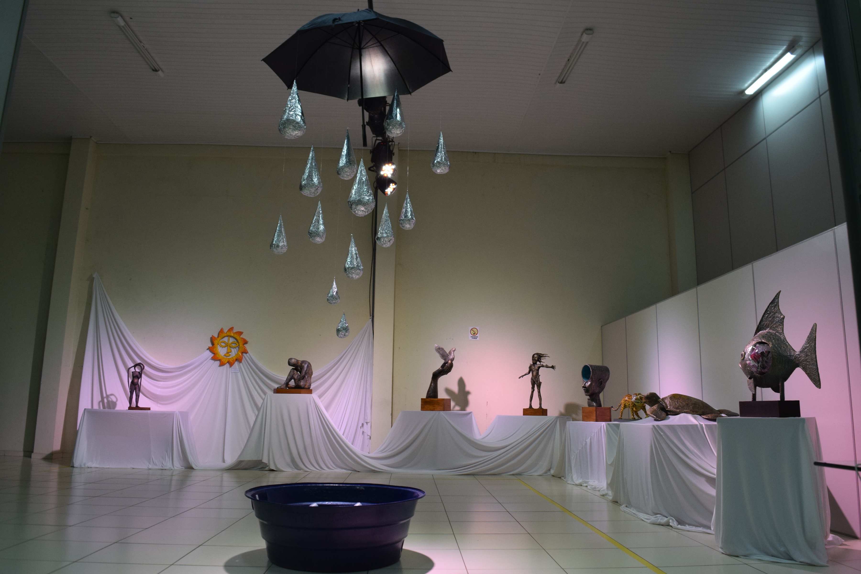 Exposição “Fragmentos do que ainda não é... ARTE” recebe visitantes em Rolante