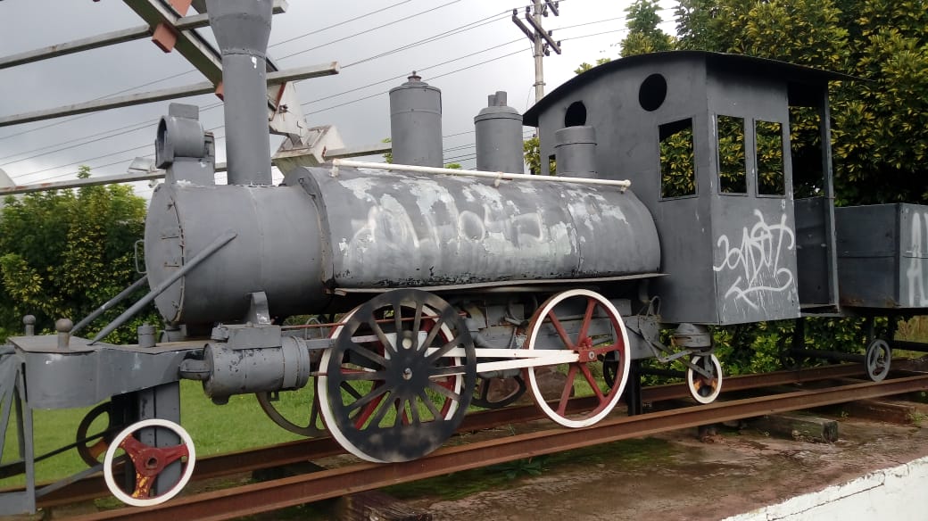 Parobé elabora restauração e transferência de locomotiva