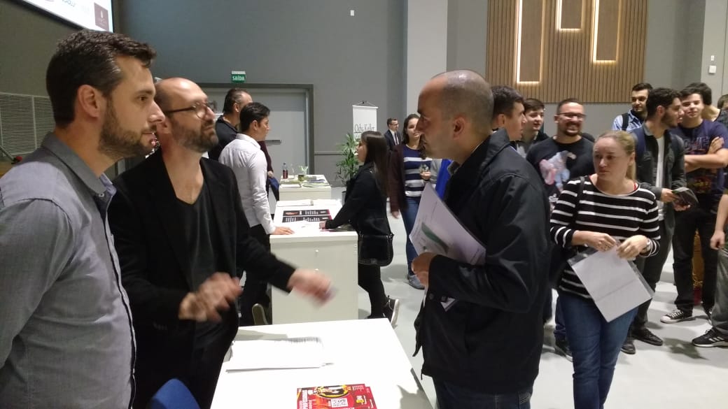 Além das expectativas: Feira de Estágios e Empregos da Faccat mobiliza candidatos e empregadores