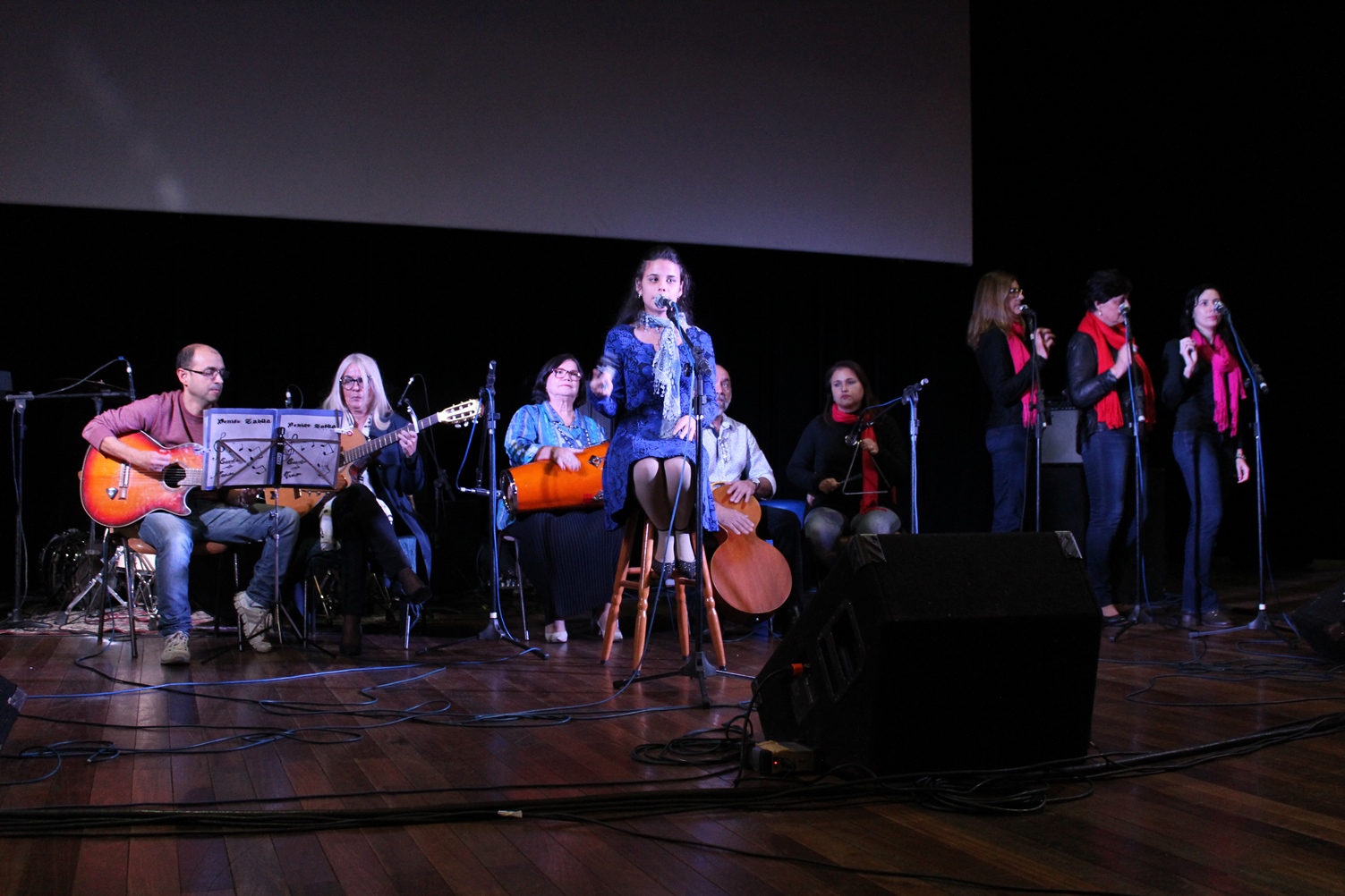 Primeira classificatória do Festival de Músicos Amadores arrecadou cerca de 180 Kg de alimentos