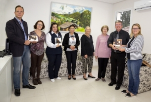 Calendário de fotos rende doação de R$ 8,5 mil ao Hospital de Igrejinha