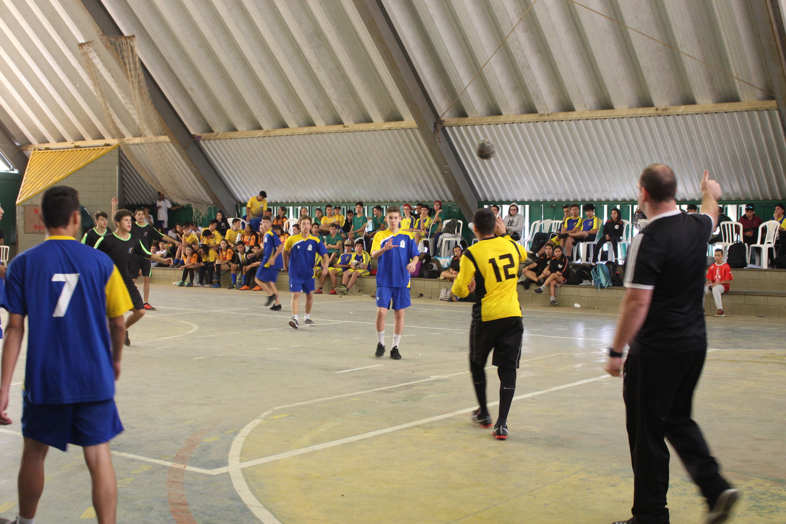 Parobé realiza final dos jogos escolares na modalidade handebol