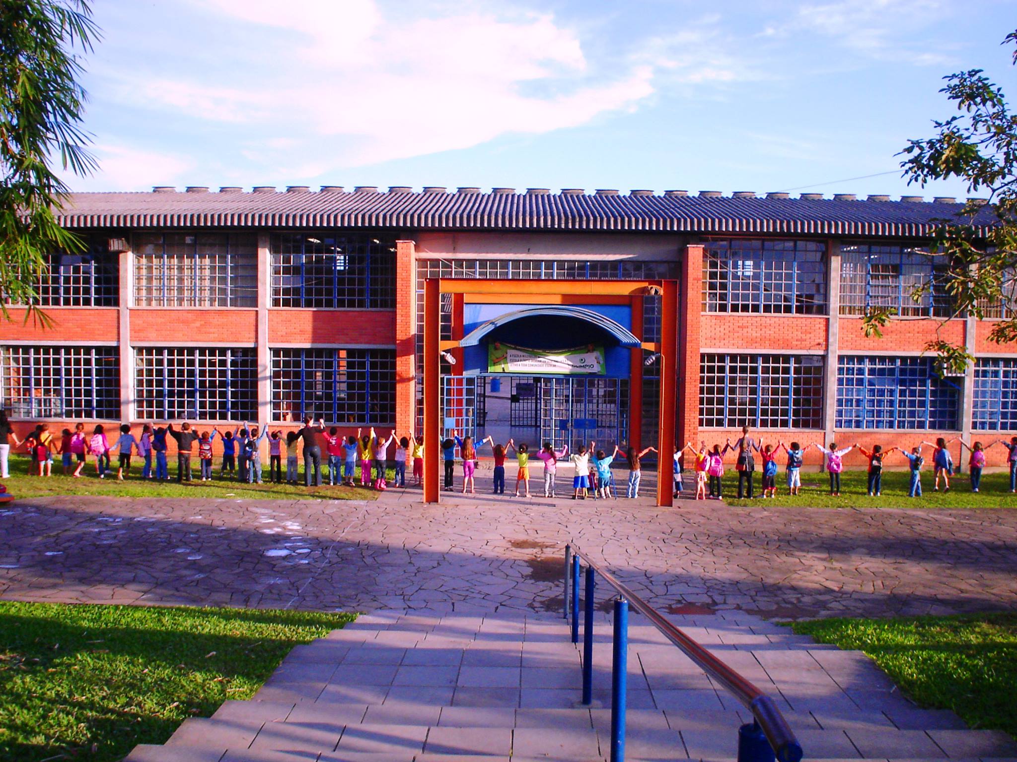 Ciep de Taquara solicita comparecimento de famílias de alunos beneficiários do Bolsa Família