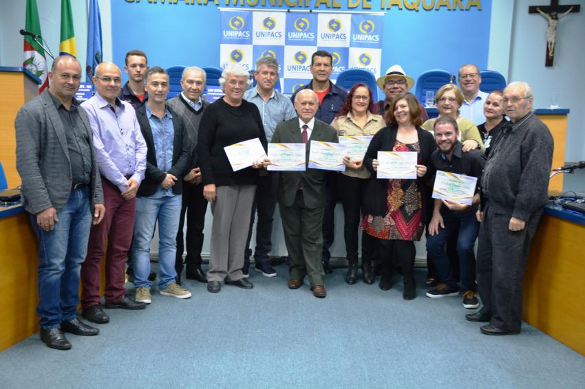 Câmara de Taquara homenageia 20 anos de fundação da Unipacs