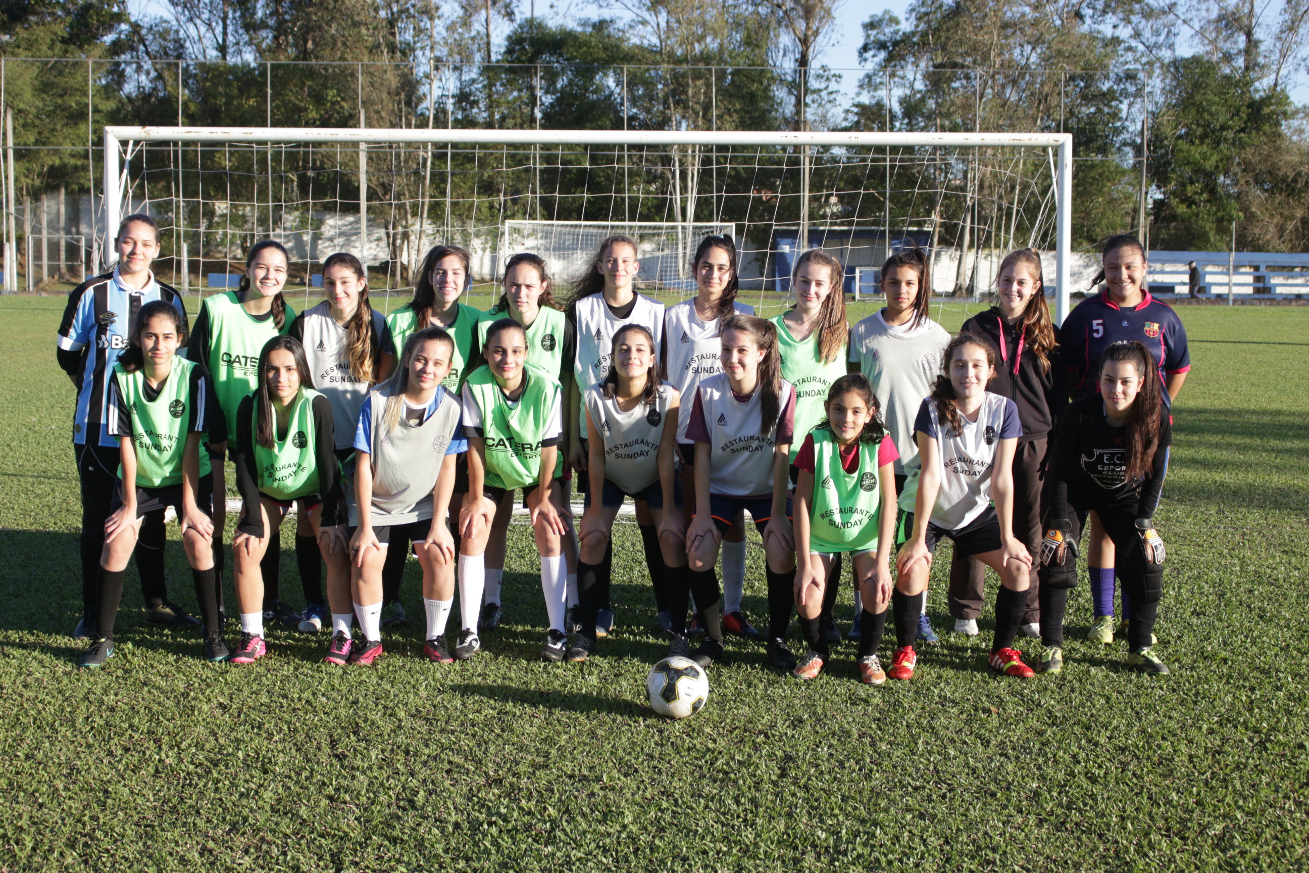 Projeto parobeense de futebol feminino é destaque na formação de atletas