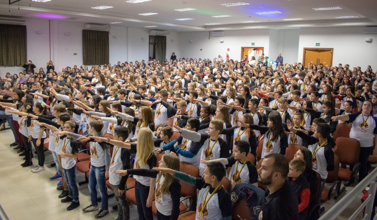 Brigada Militar forma 218 estudantes no Proerd em Igrejinha