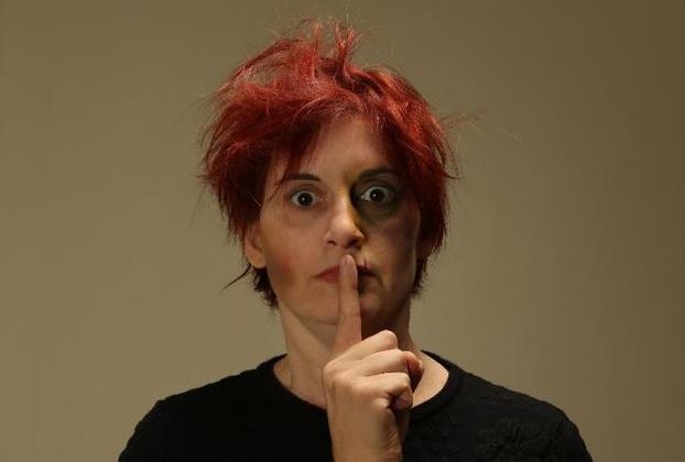 Tá Rolando Arte lança espetáculo que conscientiza sobre a violência contra as mulheres