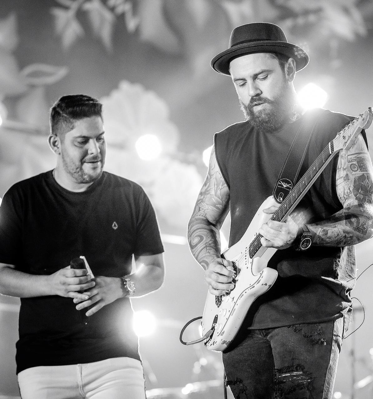 Dupla de números expressivos: Jorge e Mateus comandam domingo de encerramento da 32ª Oktoberfest