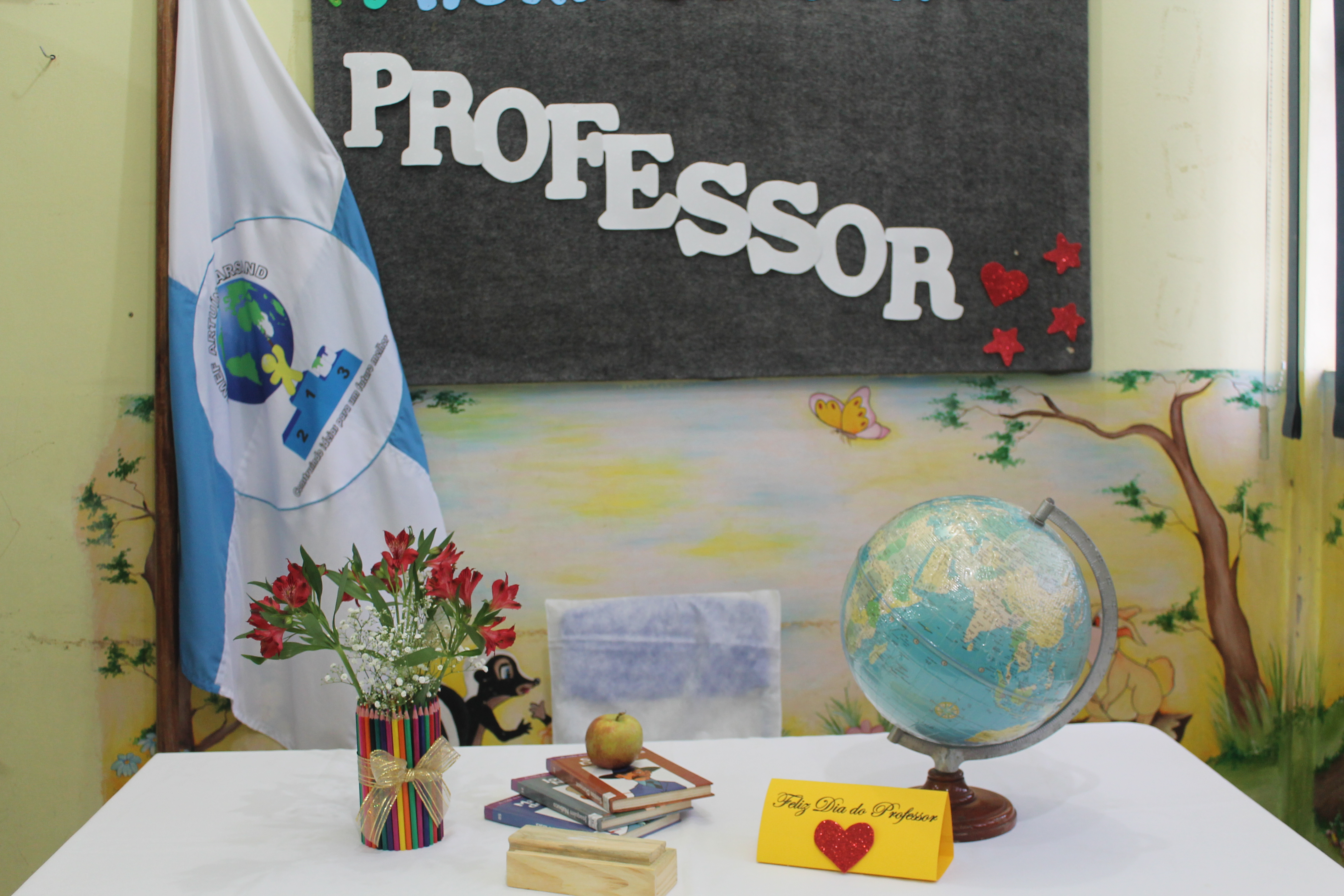 Gente que ama ensinar: Escola Artuíno Arsand, de Parobé, homenageia professores