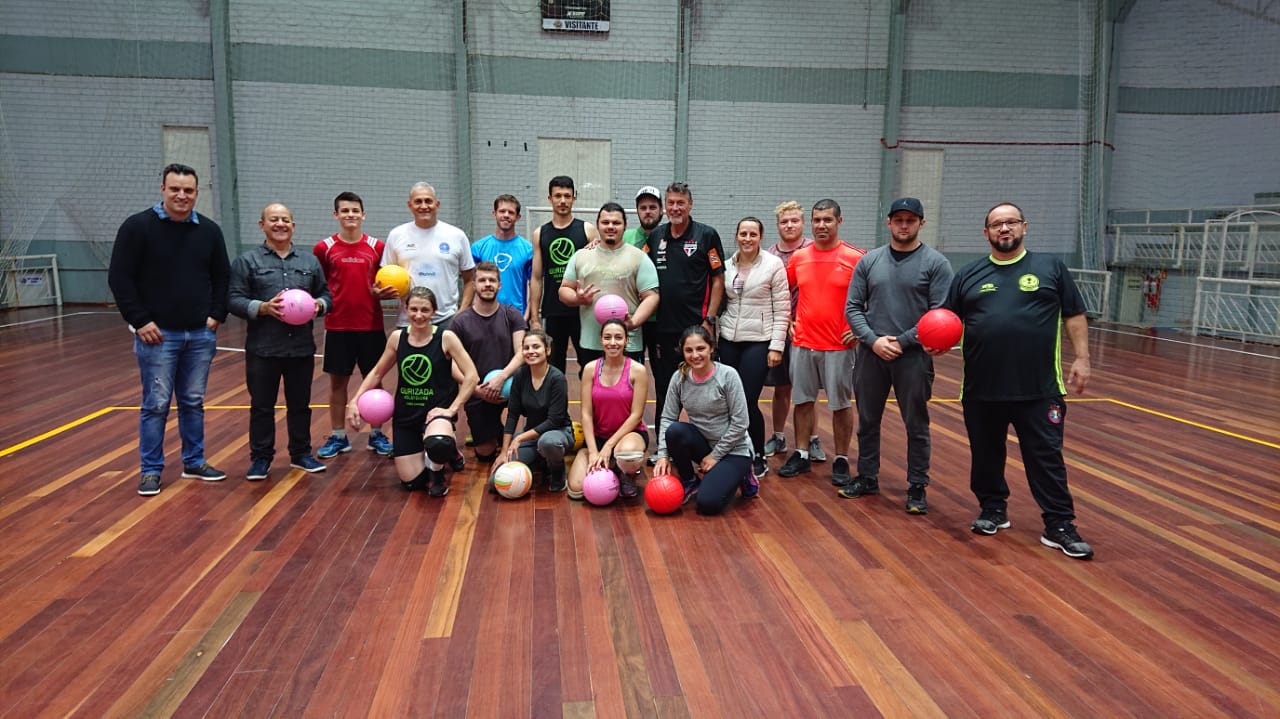 Três Coroas qualifica profissionais de Educação Física