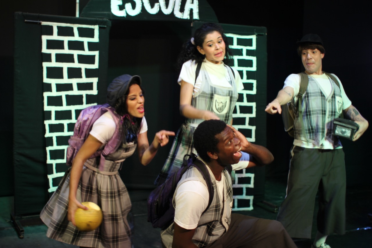 Teatro Luz e Cena apresenta “O tempo da Descoberta”, em Rolante