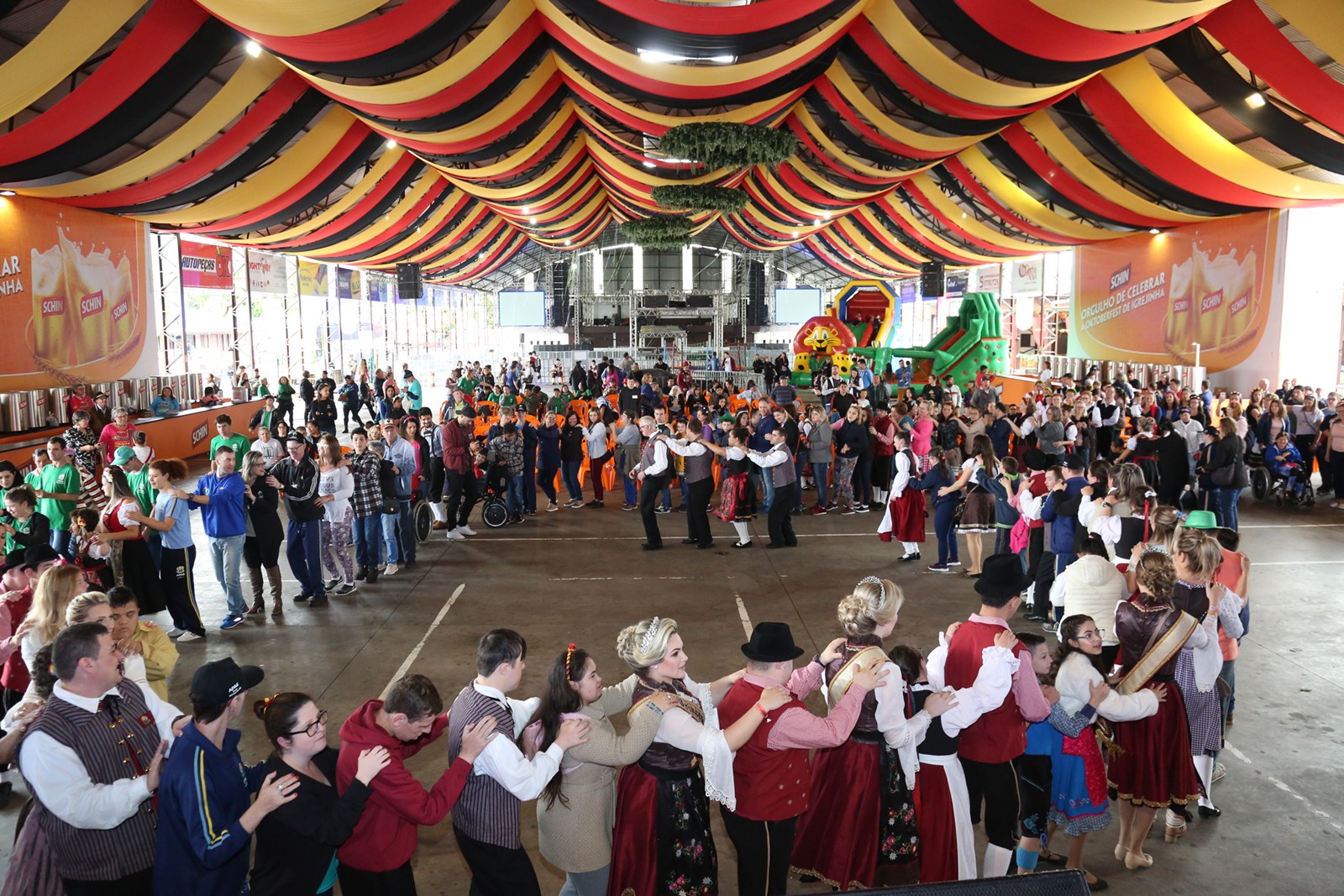 Bessonderertag levou mais de mil visitantes ao Parque no dia especial das APAE´s