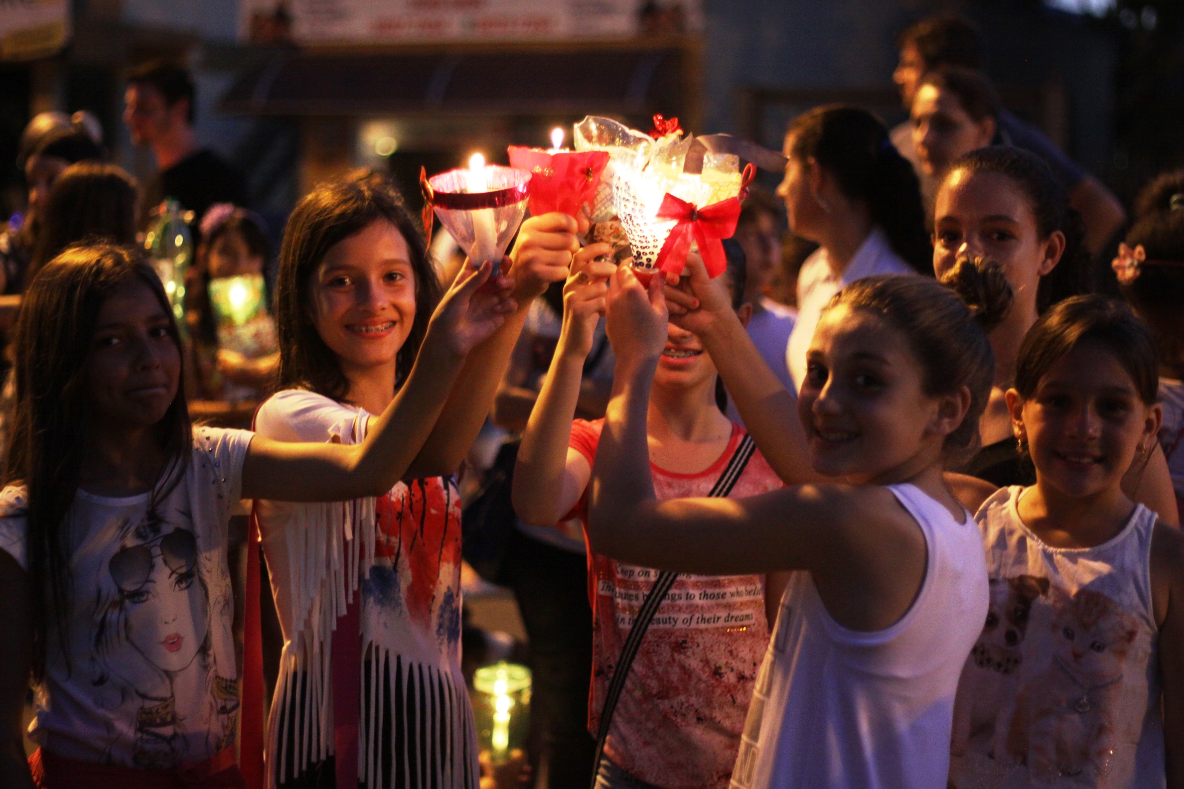 Final de semana terá Caminhada das Lanternas e intervenção musical no 3º Brilha Três Coroas