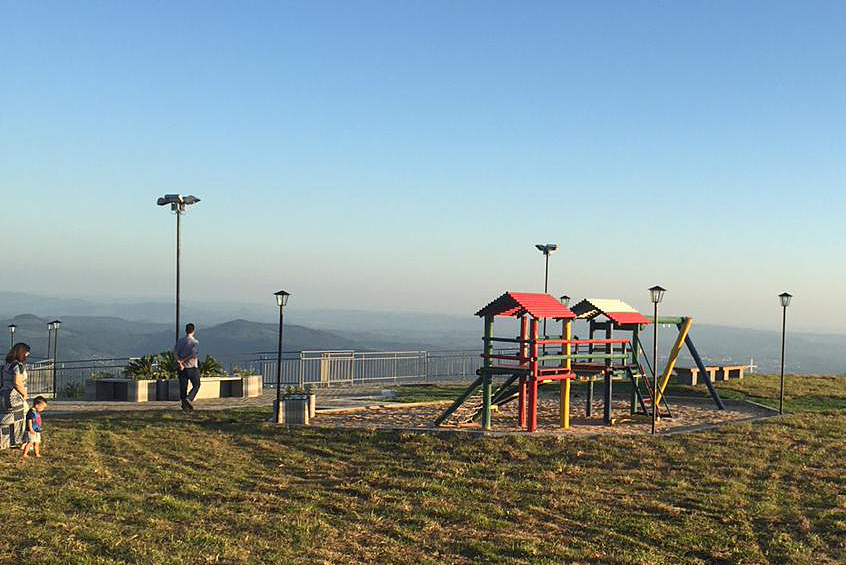 Revitalizado, Morro Alto da Pedra volta a receber visitantes neste fim de semana