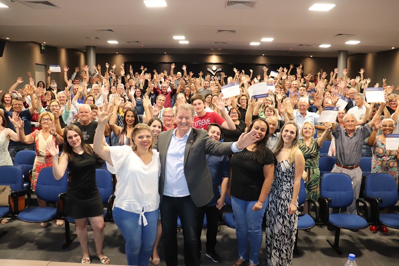 Formatura do 'Informática para Terceira Idade' marca os 25 anos do programa na Faccat