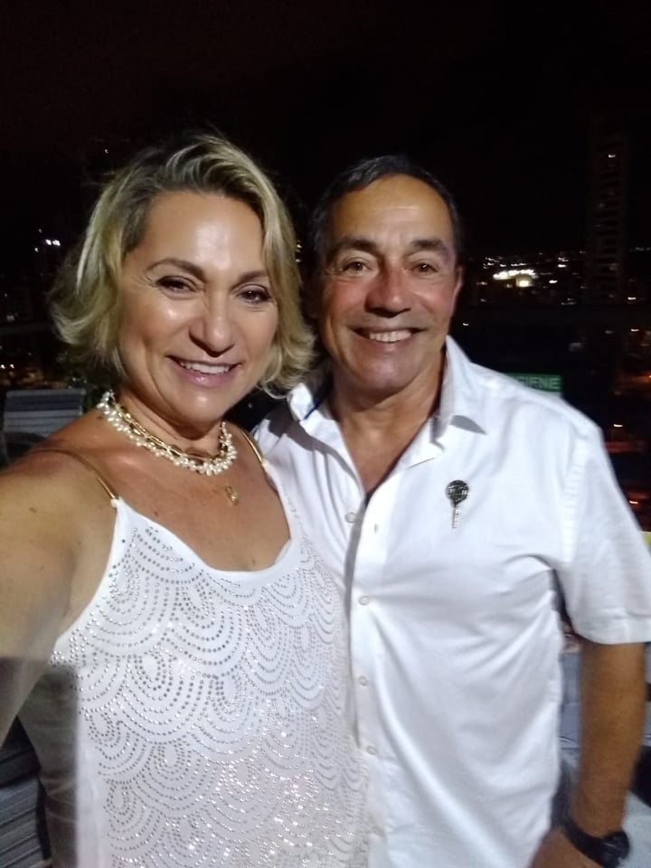 Muitas Histórias de Uma História Só, por Érica Ostrowski