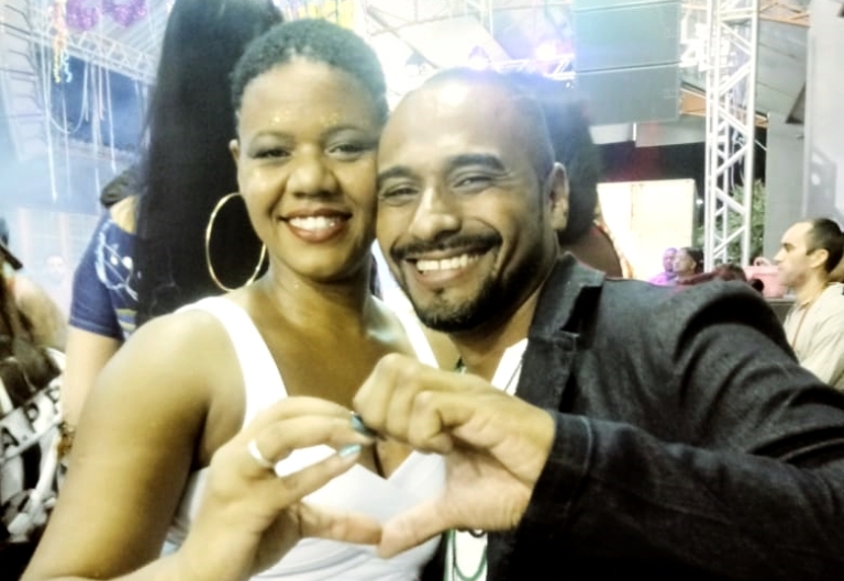 Conheça a história do pedido de casamento em meio à folia do Carnaval em Taquara
