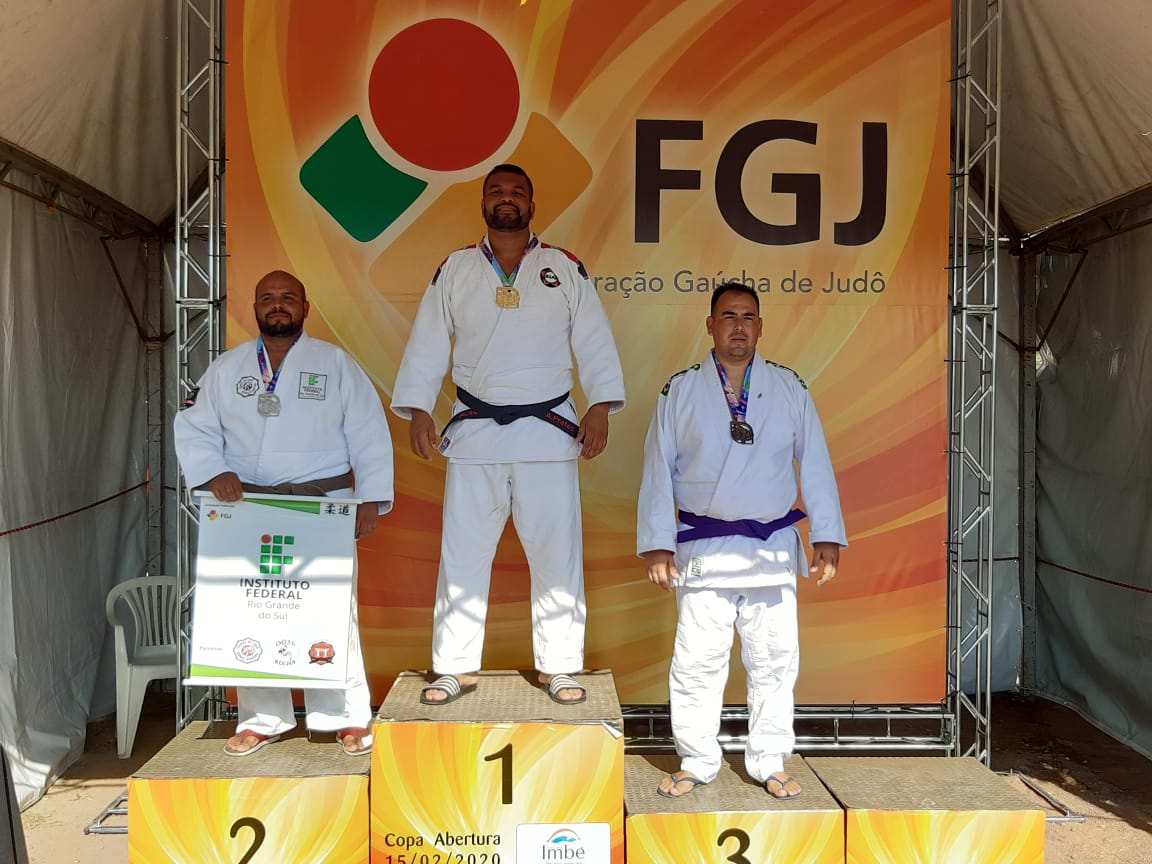 Taquarense é campeão na abertura do Circuito Gaúcho de Judô