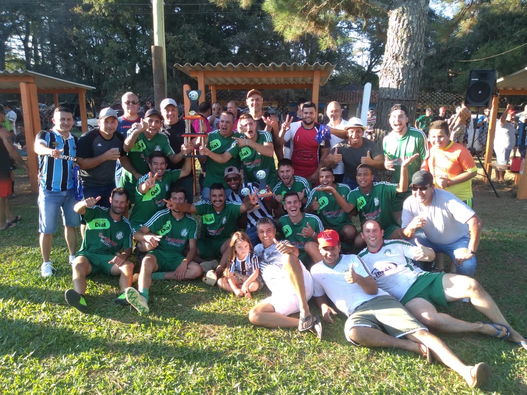 Lavagem do Nelson é campeão da categoria livre no Praiano de Taquara